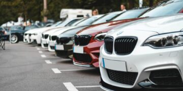 Kodėl lizingas automobiliui dažnai tampa protingesniu sprendimu nei atrodo iš pirmo žvilgsnio