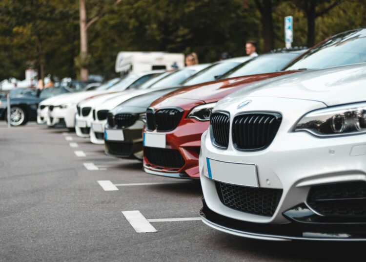 Kodėl lizingas automobiliui dažnai tampa protingesniu sprendimu nei atrodo iš pirmo žvilgsnio