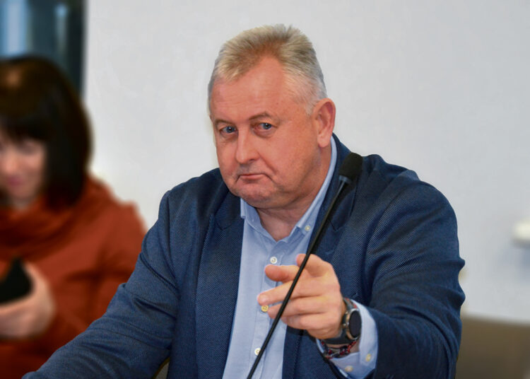 Ar treneris nenusižengė etikai?