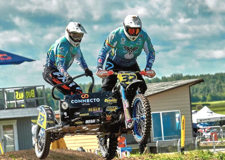 Vėjuotą savaitgalį – dvejos motokroso varžybos
