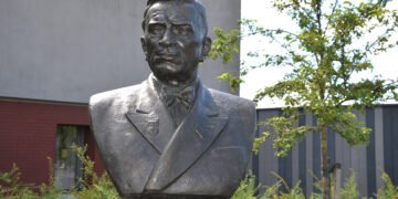 Ar paminklas B. Dauguviečiui išliks kultūros vertybe?