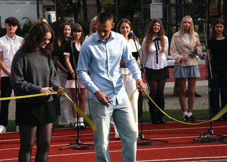 Mokslo metus pradėjo stadiono atidarymo iškilmėmis