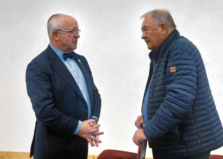 Domėjosi homoseksualų santuokomis ir medikų trūkumu
